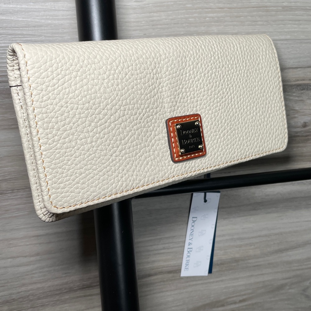NIB- Dooney & Bourke Pebble Leather Slim Wallet, Bone - Picture 3 of 8